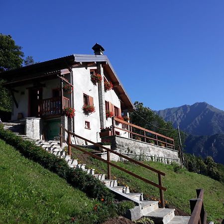 Casa All'Alpe Gaggetto B & B Anzino エクステリア 写真