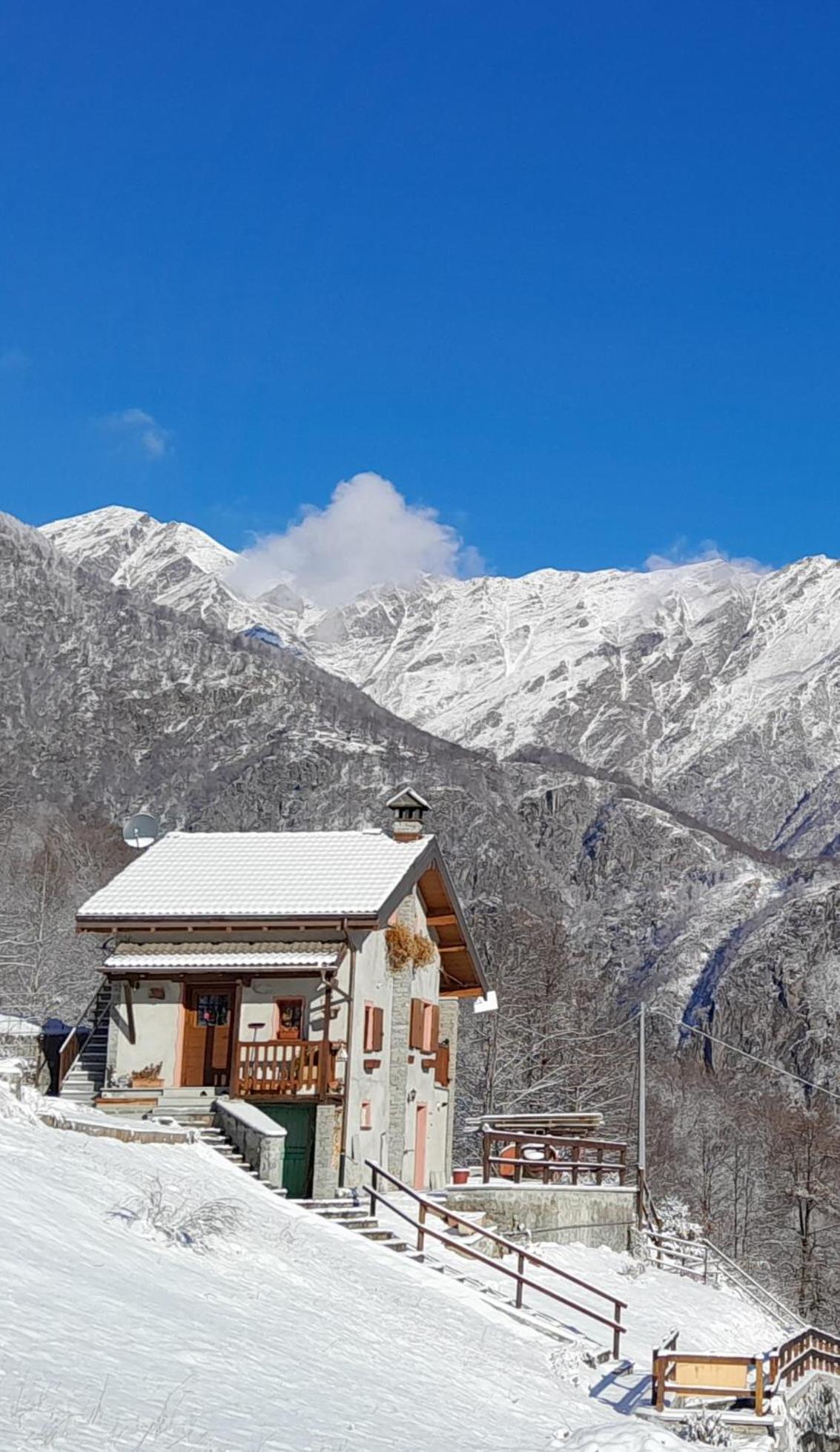 Casa All'Alpe Gaggetto B & B Anzino エクステリア 写真