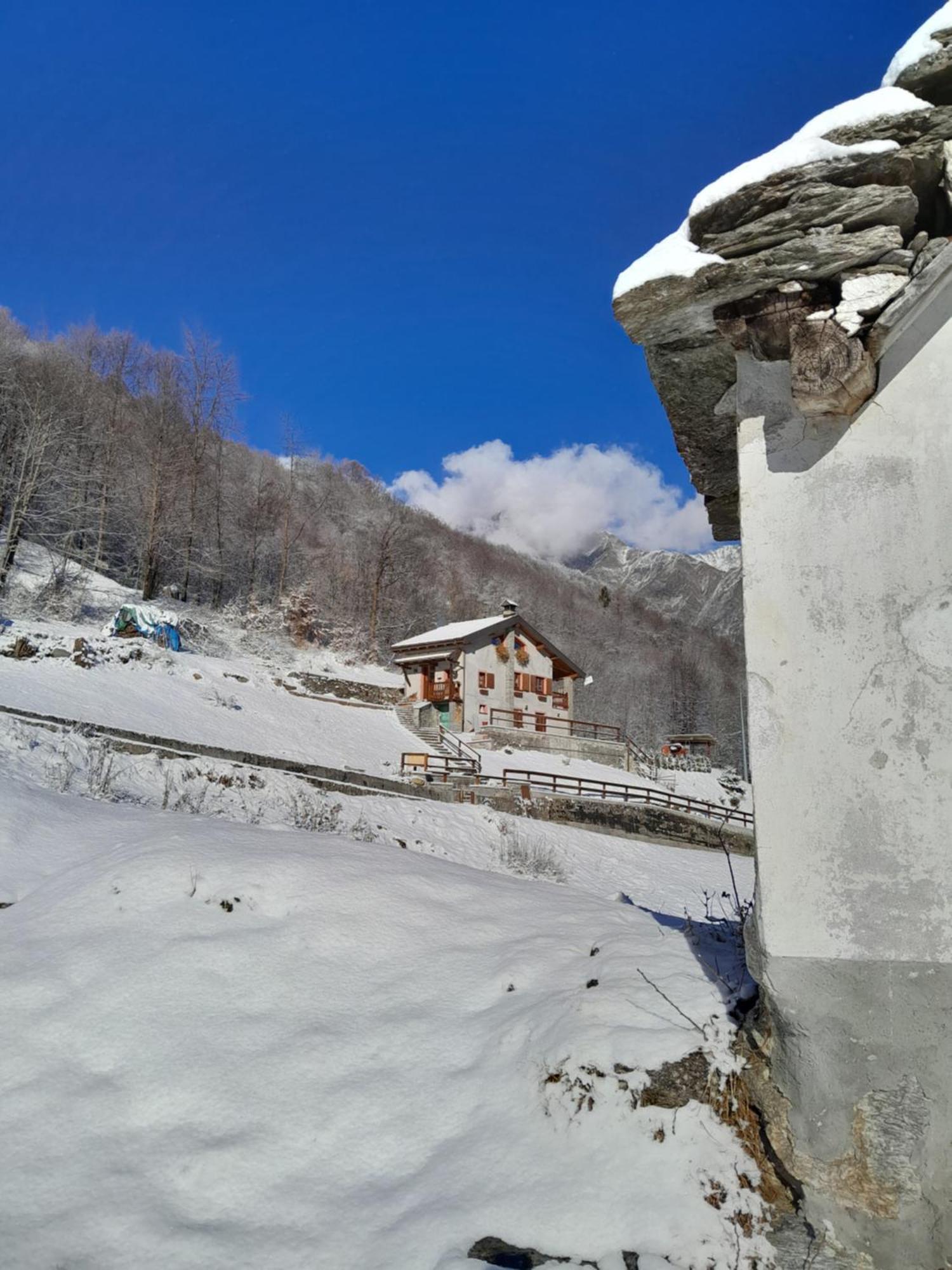 Casa All'Alpe Gaggetto B & B Anzino エクステリア 写真